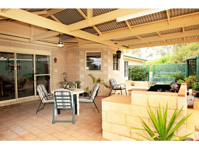 5 Charters Drive, Moama NSW 2731