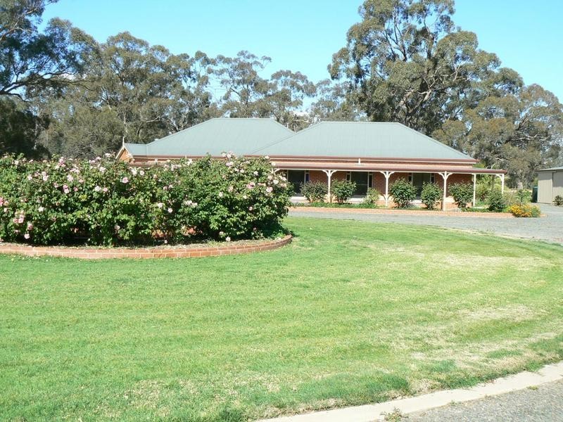 64 Moorabinda Road, Echuca VIC 3564