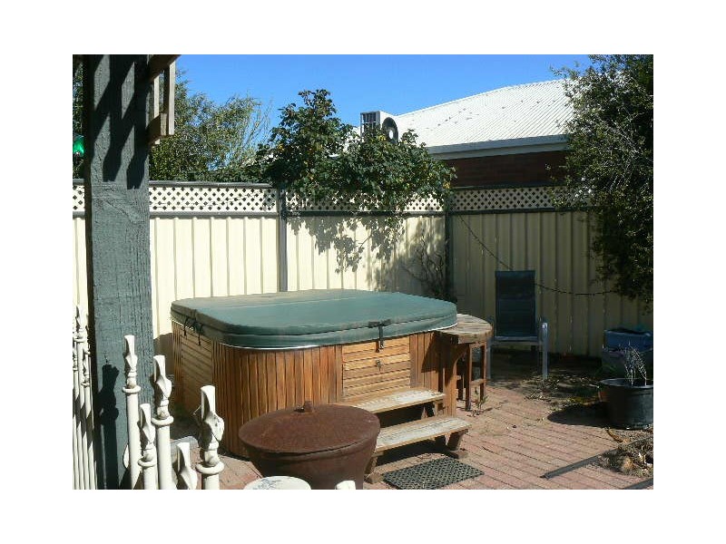 14 Walgett Crt, Echuca VIC 3564