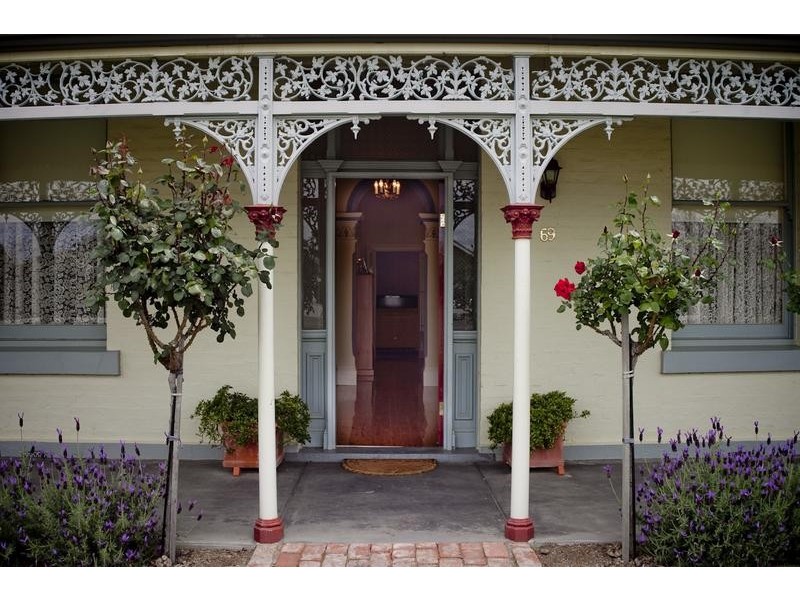 69 Mitchell Street, Echuca VIC 3564