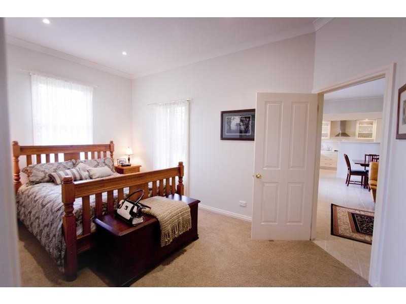 69 Mitchell Street, Echuca VIC 3564