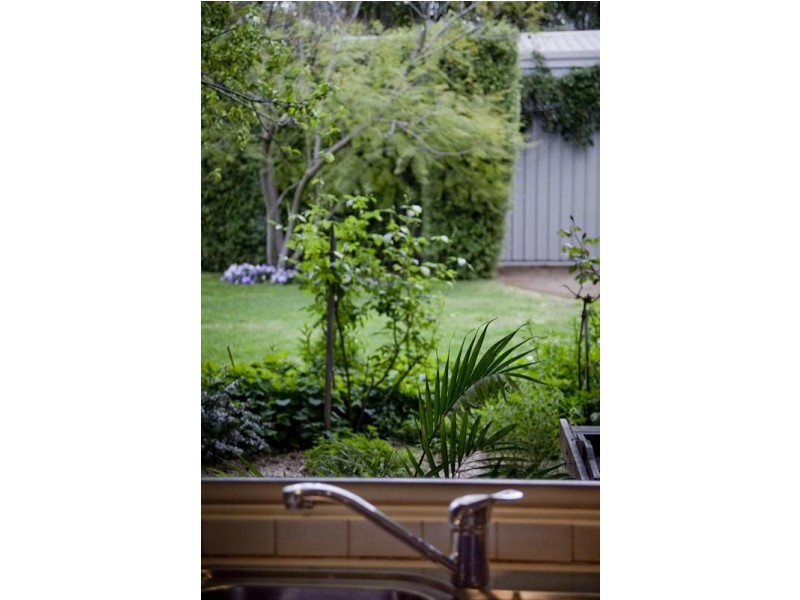 69 Mitchell Street, Echuca VIC 3564