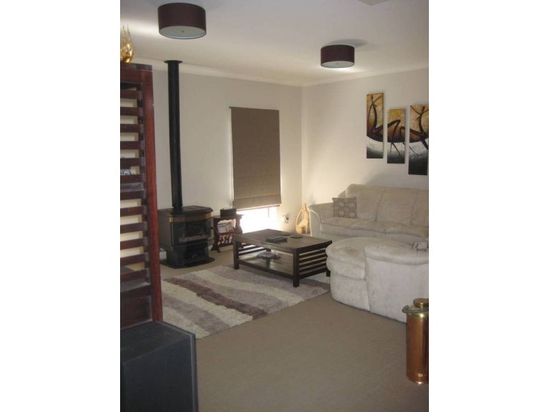 13 Yeovil Court, Echuca VIC 3564