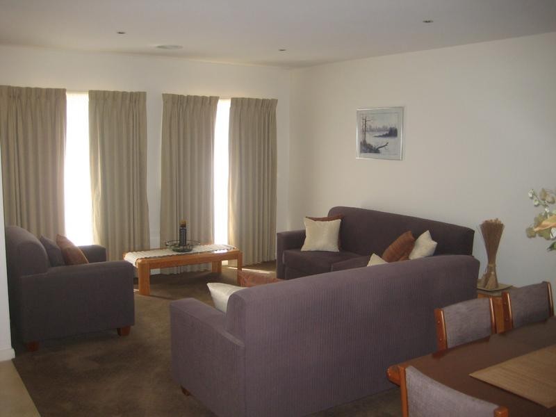 16 Riverina Parade, Echuca VIC 3564