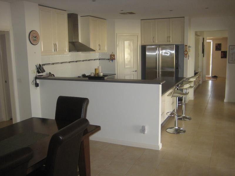 16 Riverina Parade, Echuca VIC 3564