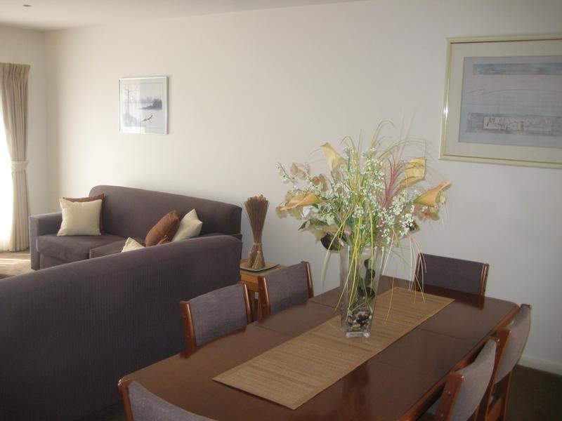 16 Riverina Parade, Echuca VIC 3564