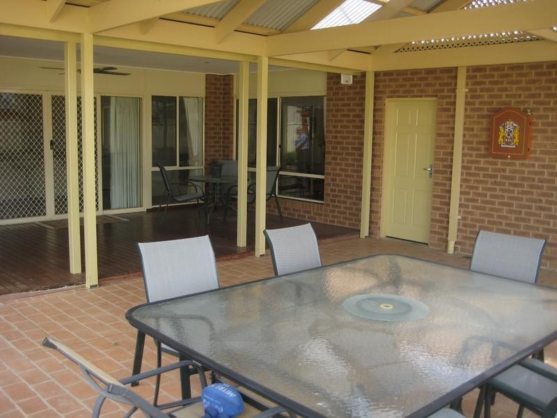 16 Riverina Parade, Echuca VIC 3564