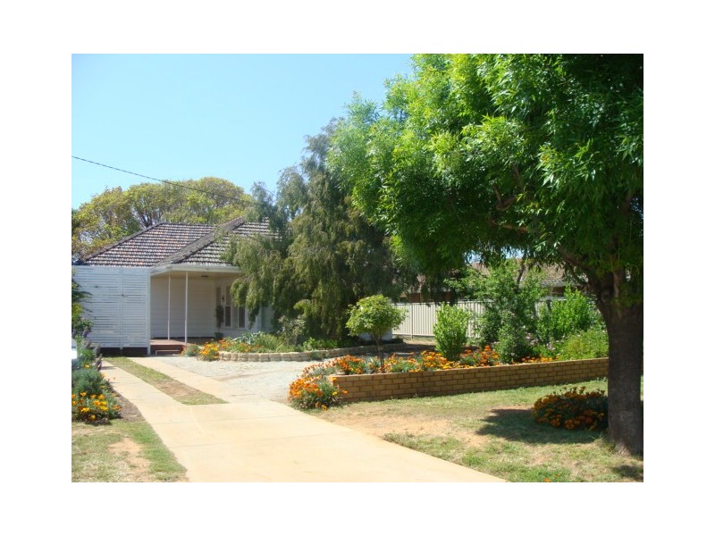 4 Francis Street, Echuca VIC 3564