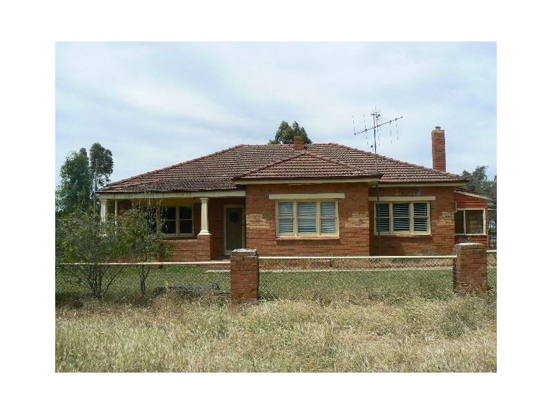 320-323 Carroll Road, Echuca VIC 3564
