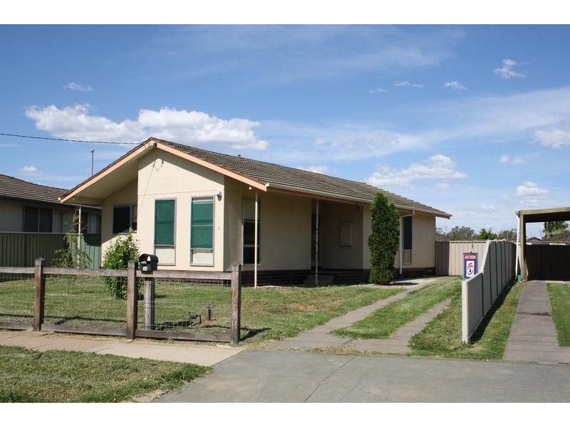 30 Dobinson Street, Echuca VIC 3564