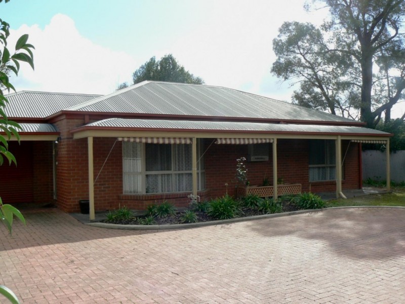 2/18 Porter Street, Moama NSW 2731