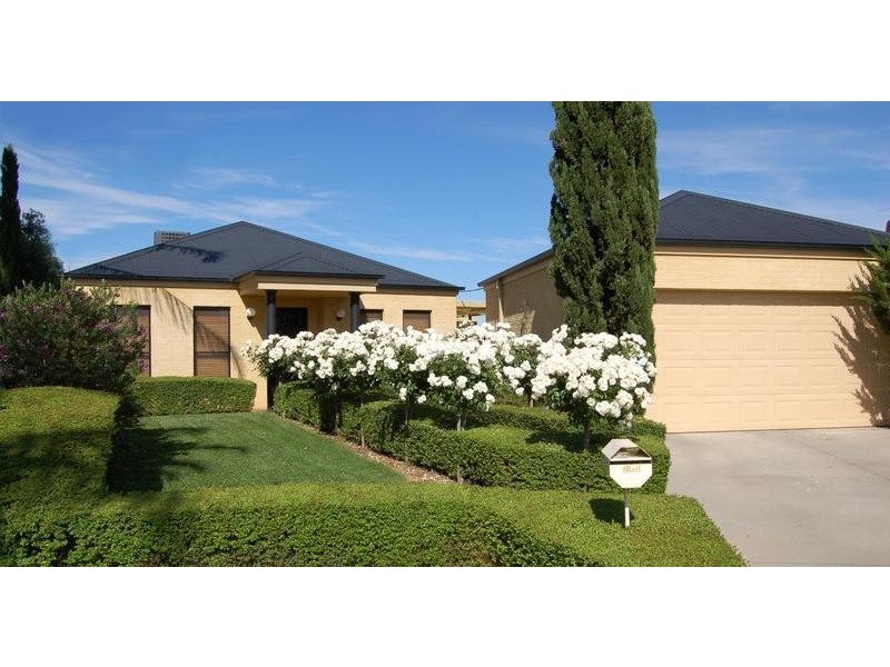 22 Kooyong Court, Echuca VIC 3564