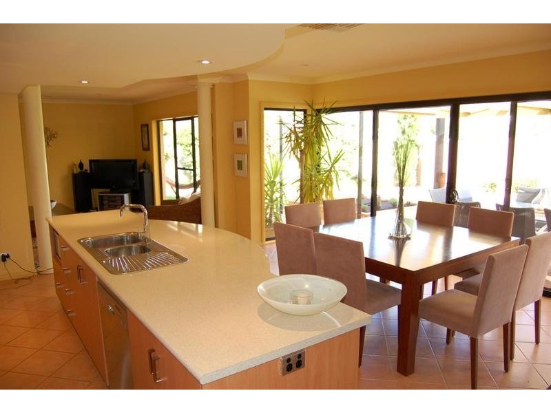 22 Kooyong Court, Echuca VIC 3564