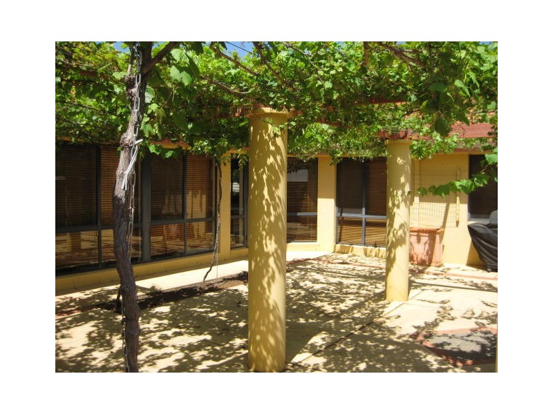 20 Genevieve Avenue, Echuca VIC 3564