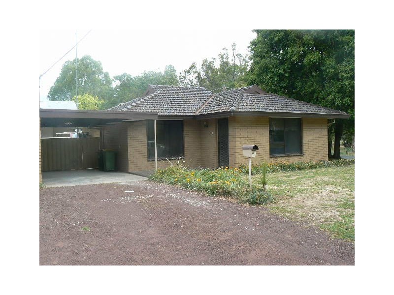 251 McKinlay St, Echuca VIC 3564