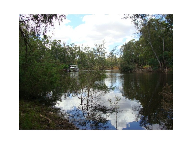 208 Wharparilla Drive, Echuca VIC 3564
