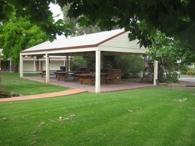 01 Perricoota Road, Moama NSW 2731