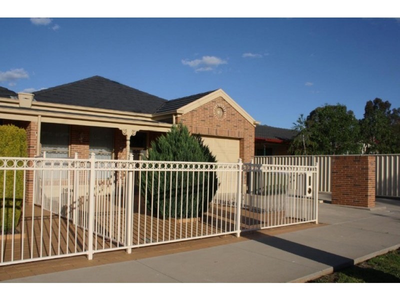 2/24 Haverfield Street, Echuca VIC 3564
