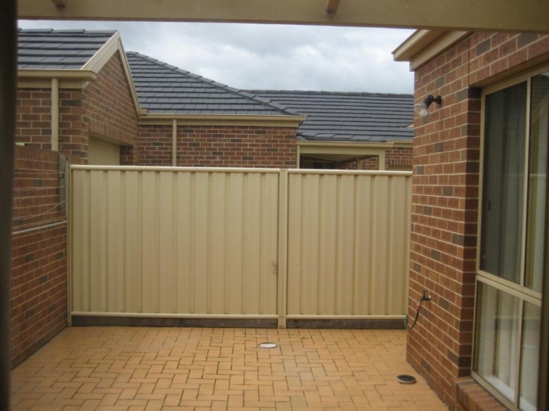 2/24 Haverfield Street, Echuca VIC 3564