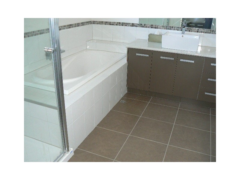 32 Porter Street, Moama NSW 2731