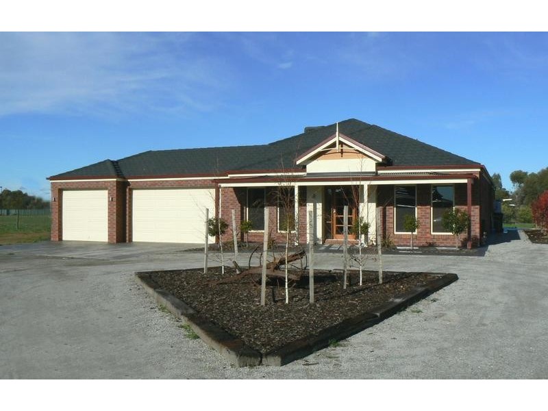 7 Silvergums Place, Moama NSW 2731