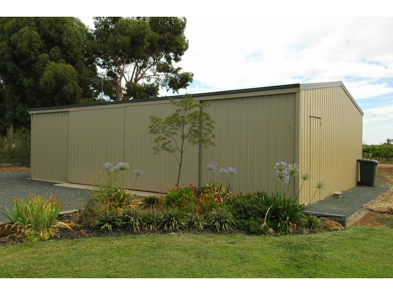 20 Hollara Drive, Moama NSW 2731