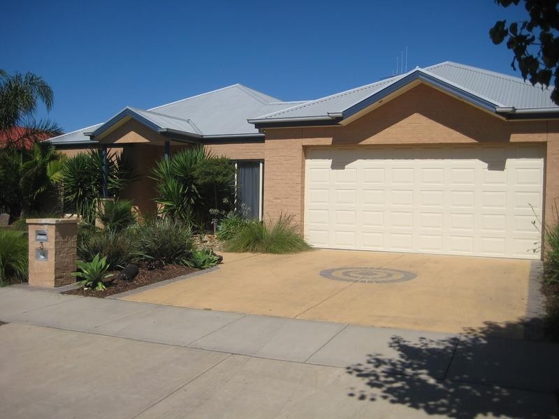 3 Victoria Place, Echuca VIC 3564