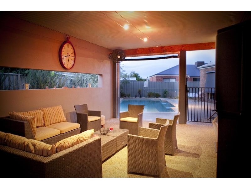 5 Yeovil Court, Echuca VIC 3564