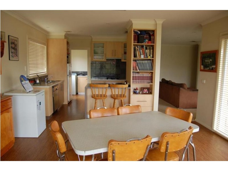 9 Park Avenue, Echuca VIC 3564