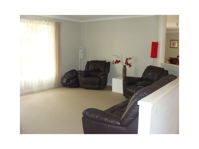 14 Kingfisher Drive West, Moama NSW 2731