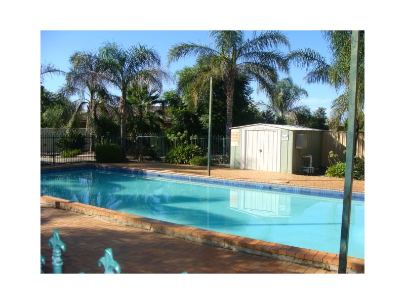 14 Kingfisher Drive West, Moama NSW 2731