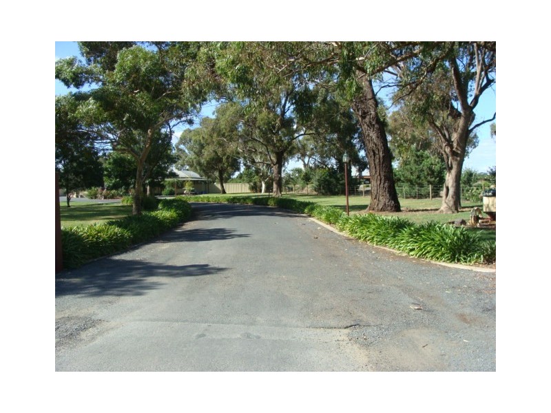162 Perricoota Road, Moama NSW 2731