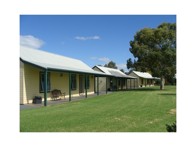 162 Perricoota Road, Moama NSW 2731