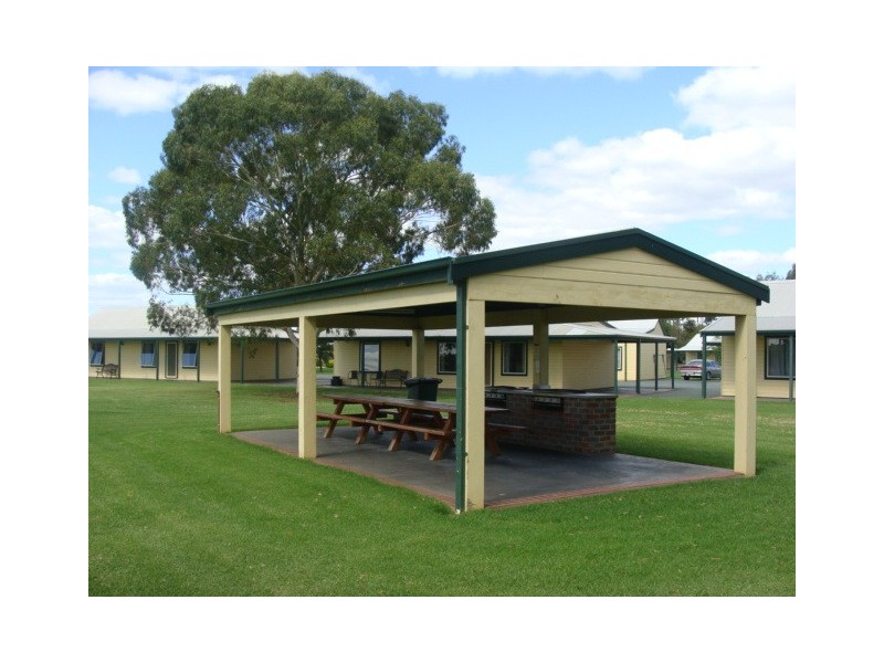 162 Perricoota Road, Moama NSW 2731