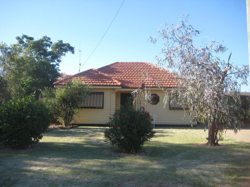 37 KINSEY STREET, Moama NSW 2731