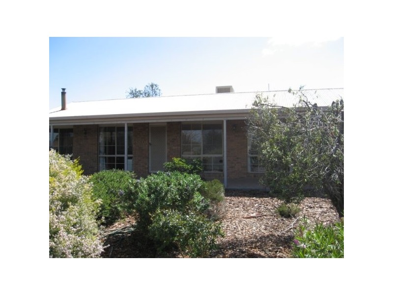 13 Lawrence Street, Mathoura NSW 2710