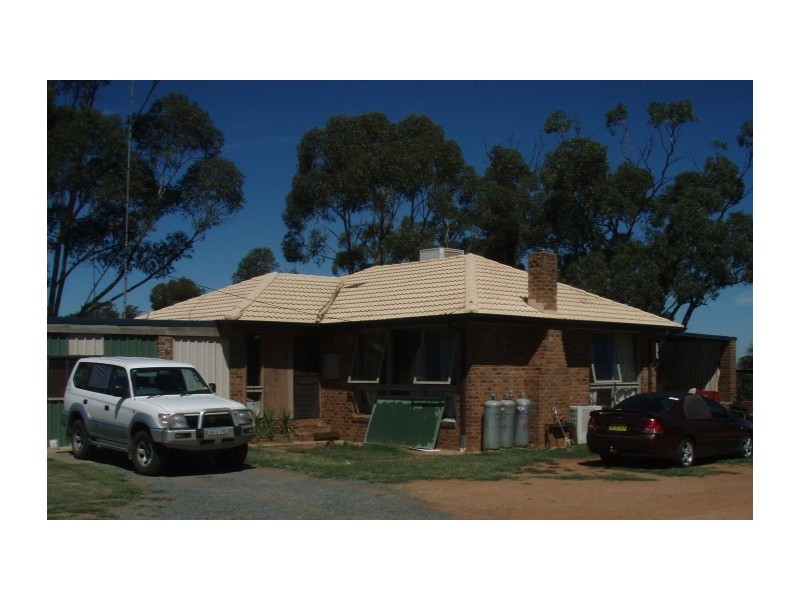 4 Forrest Street, Mathoura NSW 2710
