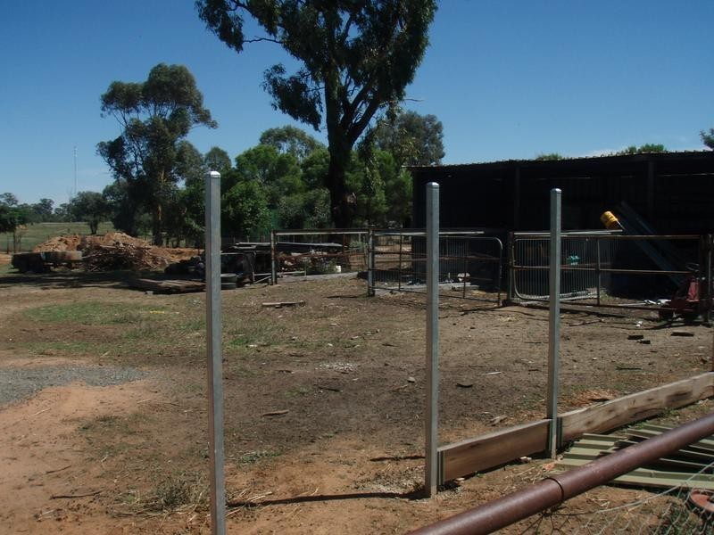 4 Forrest Street, Mathoura NSW 2710
