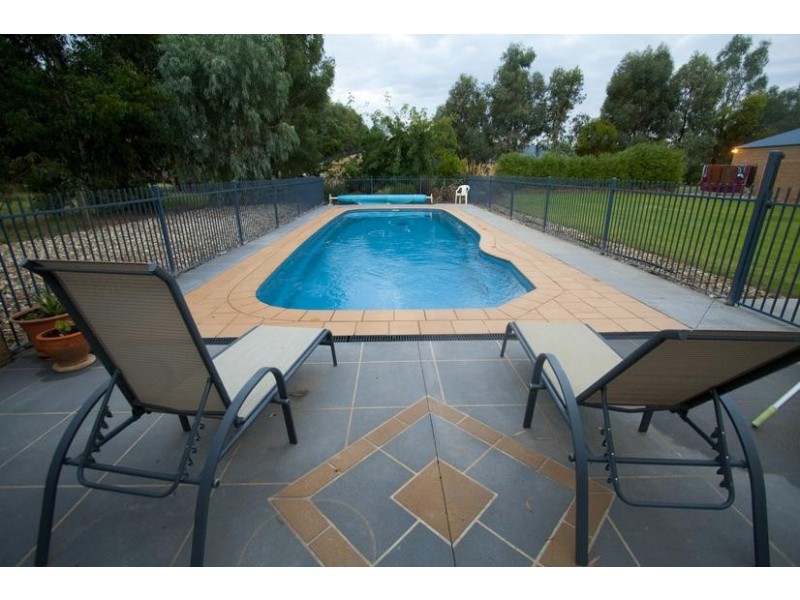 26 Hollara Drive, Moama NSW 2731