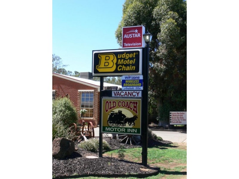 288 Ogilvie Avenue, Echuca VIC 3564