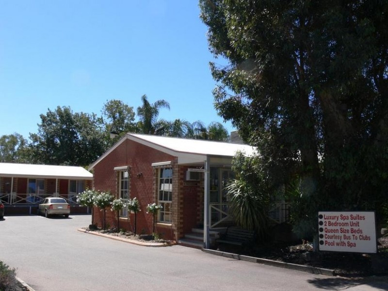 288 Ogilvie Avenue, Echuca VIC 3564