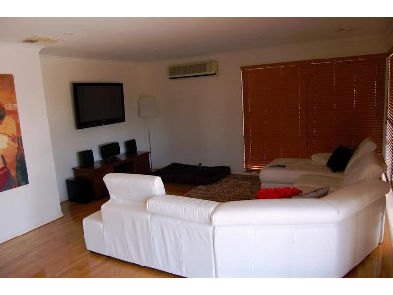 2 River Park Drive, Moama NSW 2731