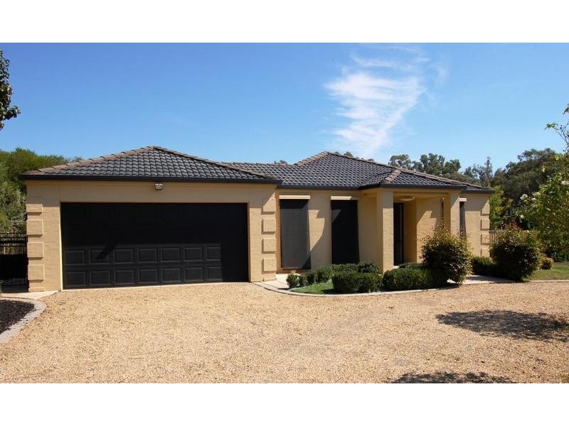 2 River Park Drive, Moama NSW 2731