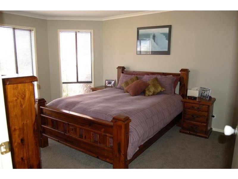 28 Genevieve Avenue, Echuca VIC 3564