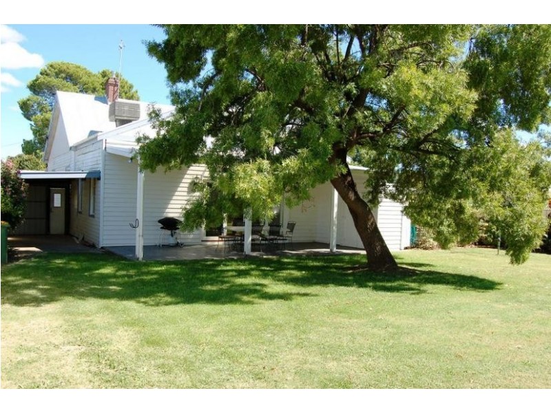 88 Hovell Street, Echuca VIC 3564