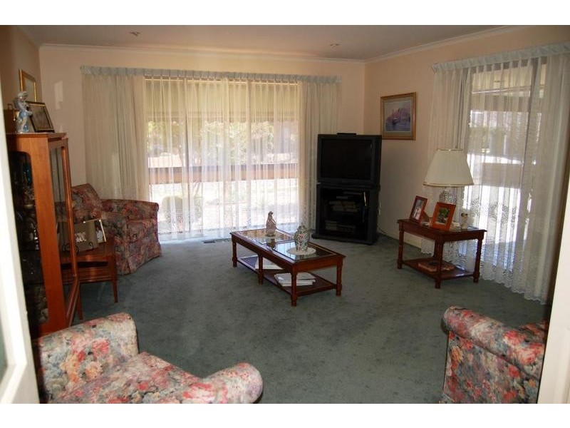 15 Vines Street, Echuca VIC 3564