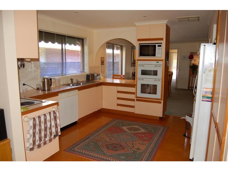 15 Vines Street, Echuca VIC 3564