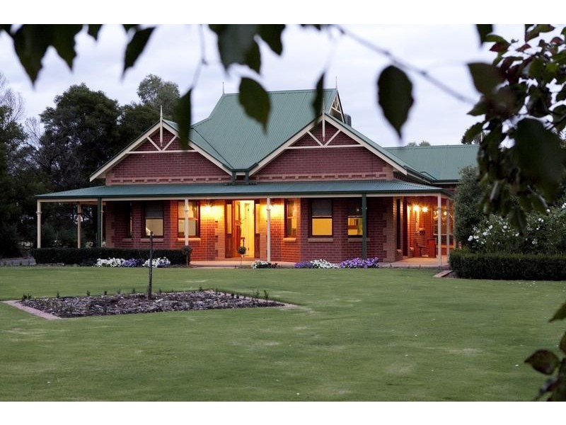 89 Wharparilla Drive, Echuca VIC 3564