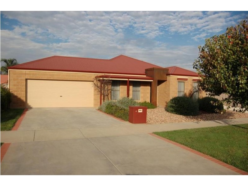 4 Parkview Drive, Moama NSW 2731