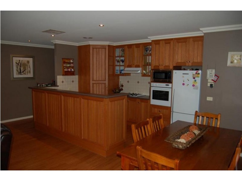4 Parkview Drive, Moama NSW 2731